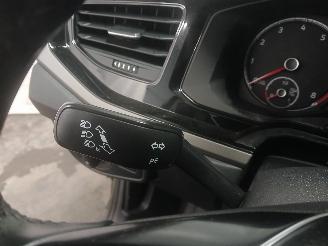 Volkswagen Polo Polo VI (AW1) Hatchback 5-drs 1.0 TGI 12V (DBYA) [66kW]  (09-2017/...)= picture 13