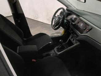 Volkswagen Polo Polo VI (AW1) Hatchback 5-drs 1.0 TGI 12V (DBYA) [66kW]  (09-2017/...)= picture 9
