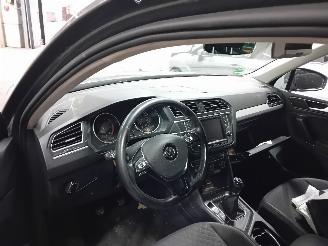 Volkswagen Tiguan Tiguan (AD1) SUV 1.4 TSI 16V (CZEA) [110kW]  (05-2016/04-2024) picture 5