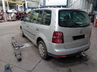 Volkswagen Touran Touran (1T1/T2) MPV 1.6 (BSE) [75kW]  (07-2003/05-2010) picture 4