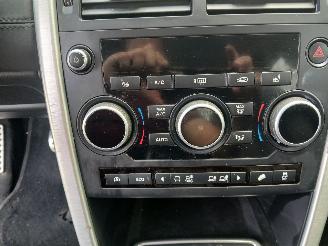 Land Rover Discovery Discovery Sport (LC) Terreinwagen 2.0 TD4 180 16V (204DTD(AJ20D4)) [13=
2kW]  (06-2015/...) picture 17