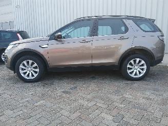 Land Rover Discovery Discovery Sport (LC) Terreinwagen 2.0 TD4 180 16V (204DTD(AJ20D4)) [13=
2kW]  (06-2015/...) picture 4