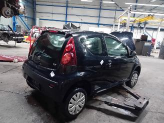 Peugeot 107 107 Hatchback 1.0 12V (384F(1KR)) [50kW]  (06-2005/05-2014) picture 3