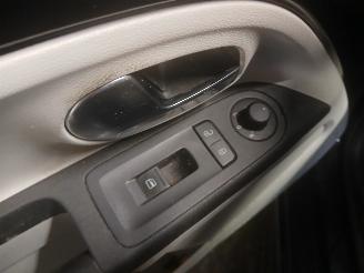 Seat Mii Mii Hatchback 1.0 12V (CHYA) [44kW]  (10-2011/07-2019) picture 13