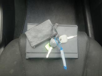 Toyota Avensis Avensis Wagon (T25/B1E) Combi 1.8 16V VVT-i (1ZZFE) [95kW]  (04-2003/1=
1-2008) picture 23