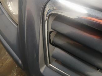 Toyota Avensis Avensis Wagon (T25/B1E) Combi 1.8 16V VVT-i (1ZZFE) [95kW]  (04-2003/1=
1-2008) picture 21