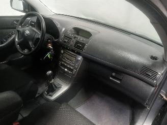 Toyota Avensis Avensis Wagon (T25/B1E) Combi 1.8 16V VVT-i (1ZZFE) [95kW]  (04-2003/1=
1-2008) picture 8