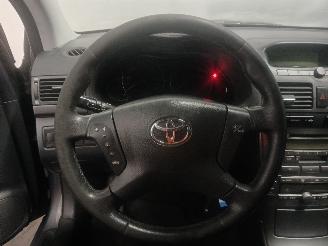 Toyota Avensis Avensis Wagon (T25/B1E) Combi 1.8 16V VVT-i (1ZZFE) [95kW]  (04-2003/1=
1-2008) picture 18