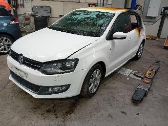 Salvage car Volkswagen Polo Polo V (6R) Hatchback 1.4 16V (CGGB(Euro 5)) [63kW]  (03-2009/05-2014)= 2011/1