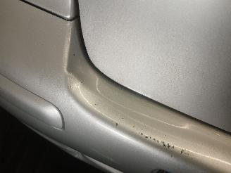 Toyota Yaris Yaris (P1) Hatchback 1.3 16V VVT-i (2SZFE) [64kW]  (04-2002/09-2005) picture 23