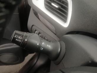 Renault Scenic Grand Scénic III (JZ) MPV 1.2 16V TCe 115 (H5F-400(H5F-A4)) [85kW]  =
(04-2012/12-2016) picture 13