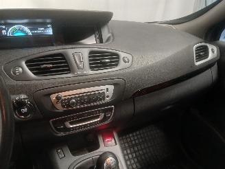 Renault Scenic Grand Scénic III (JZ) MPV 1.2 16V TCe 115 (H5F-400(H5F-A4)) [85kW]  =
(04-2012/12-2016) picture 15