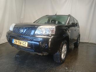 uszkodzony samochody osobowe Nissan X-Trail X-Trail (T30) SUV 2.0 16V 4x2 (QR20DE) [103kW]  (07-2001/01-2013) 2006/12