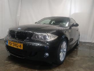 damaged passenger cars BMW 1-serie 1 serie (E81) Hatchback 3-drs 116i 1.6 16V (N43-B16A) [90kW]  (03-2007=
/12-2011) 2008/1