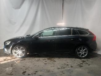 Volvo V-60 V60 I (FW/GW) Combi 2.0 D4 16V (D4204T5(Euro 6)) [133kW]  (10-2013/12-=
2015) picture 4