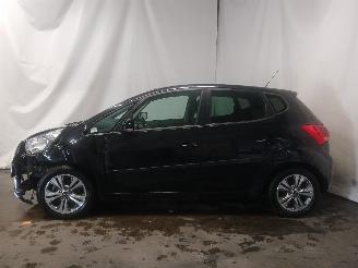 Kia Venga Venga MPV 1.4 CVVT 16V (G4FA) [66kW]  (02-2010/03-2019) picture 4