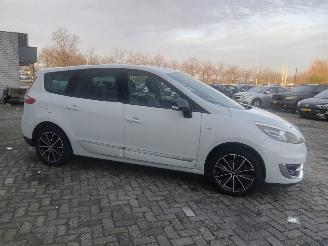 Renault Scenic Grand Scénic III (JZ) MPV 1.4 16V TCe 130 (H4J-700(H4J-A7)) [96kW]  =
(02-2009/12-2016) picture 6