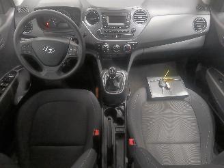 Hyundai I-10 i10 (B5) Hatchback 1.0 12V (G3LA) [49kW]  (08-2013/06-2020) picture 11
