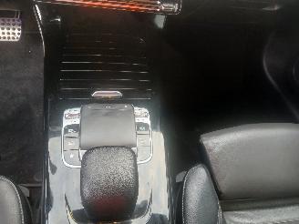 Mercedes A-klasse A Limousine (177.1) Sedan 1.3 A-200 Turbo (M282.914) [120kW]  (09-2018=
/12-2026) picture 17