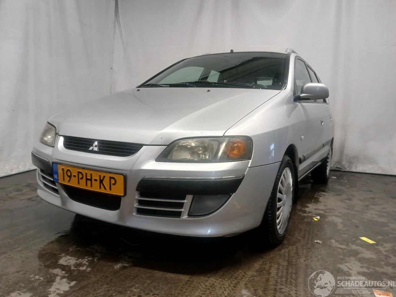 Mitsubishi Space-star Space Star (DG) MPV 1.6 16V (4G18) [72kW]  (01-2001/12-2004)