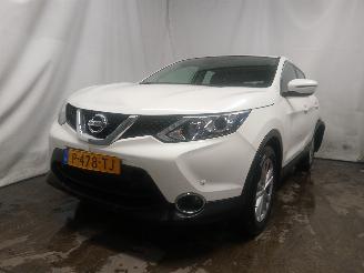krockskadad bil auto Nissan Qashqai Qashqai (J11) SUV 1.2 DIG-T 16V (HRA2DDT) [85kW]  (11-2013/...) 2017/2