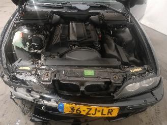 BMW 5-serie 5 serie Touring (E39) Combi 530i 24V (M54-B30(306S3)) [170kW]  (09-200=
0/12-2003) picture 28