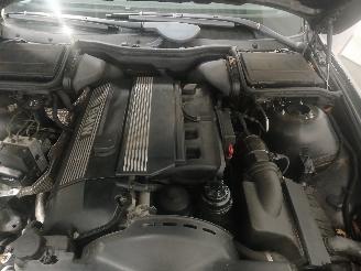 BMW 5-serie 5 serie Touring (E39) Combi 530i 24V (M54-B30(306S3)) [170kW]  (09-200=
0/12-2003) picture 26