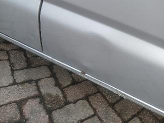 Volkswagen Transporter Transporter T5 Van 2.5 TDi (BNZ) [96kW]  (04-2003/11-2009) picture 14