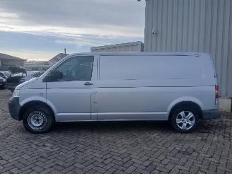 Volkswagen Transporter Transporter T5 Van 2.5 TDi (BNZ) [96kW]  (04-2003/11-2009) picture 3
