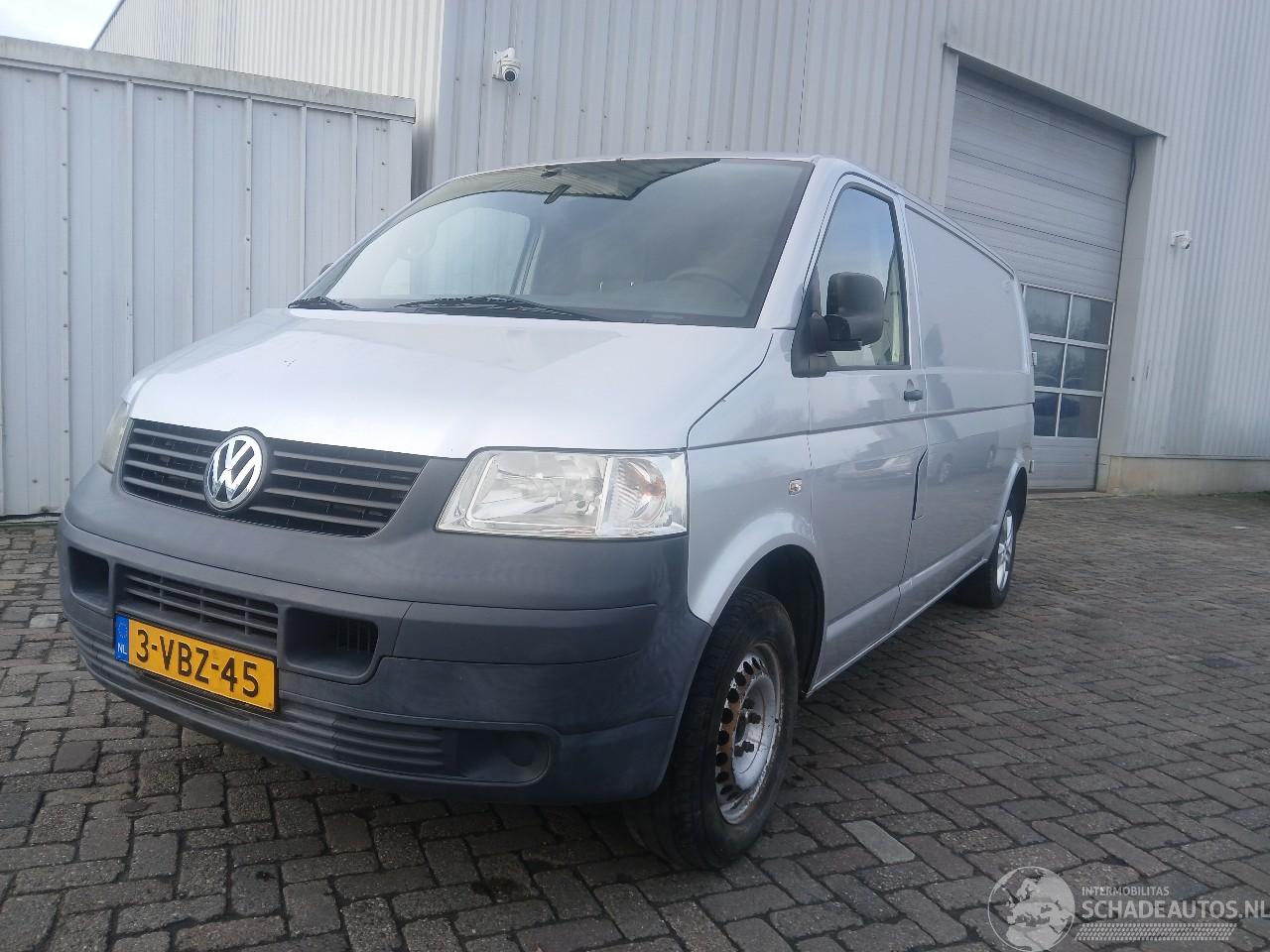 Volkswagen Transporter Transporter T5 Van 2.5 TDi (BNZ) [96kW]  (04-2003/11-2009)
