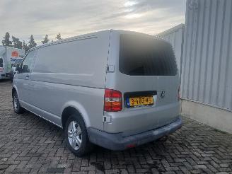 Volkswagen Transporter Transporter T5 Van 2.5 TDi (BNZ) [96kW]  (04-2003/11-2009) picture 4