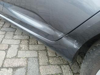 Renault Mégane Megane IV Estate (RFBK) Combi 5-drs 1.3 TCE 115 16V (H5H-470(H5H-B4)) =
[85kW]  (01-2018/...) picture 20