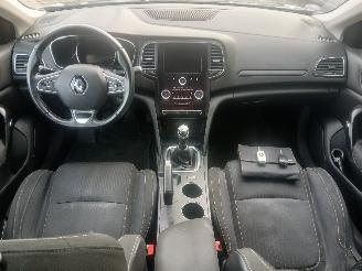 Renault Mégane Megane IV Estate (RFBK) Combi 5-drs 1.3 TCE 115 16V (H5H-470(H5H-B4)) =
[85kW]  (01-2018/...) picture 11