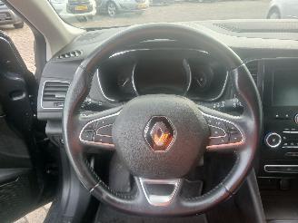 Renault Mégane Megane IV Estate (RFBK) Combi 5-drs 1.3 TCE 115 16V (H5H-470(H5H-B4)) =
[85kW]  (01-2018/...) picture 18