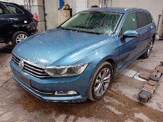 Uttjänta bilar auto Volkswagen Passat Passat Variant (3G5) Combi 1.6 TDI 16V (DCXA) [88kW]  (08-2014/11-2020=
) 2015/12