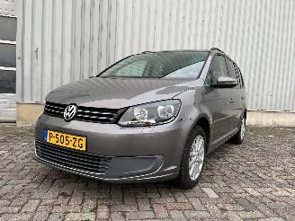 damaged passenger cars Volkswagen Touran Touran (1T3) MPV 1.2 TSI (CBZB) [77kW]  (05-2010/08-2015) 2011/5