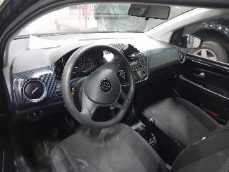 Volkswagen Up! Up! (121) Hatchback 1.0 MPI 12V (DSGC) [48kW]  (08-2020/11-2023) picture 5