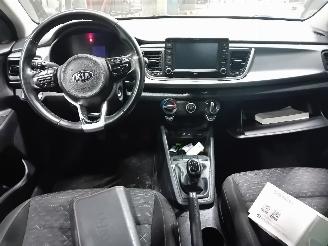 Kia Rio Rio IV (YB) Hatchback 1.0i T-GDi 100 12V (G3LC) [74kW]  (01-2017/09-20=
20) picture 5