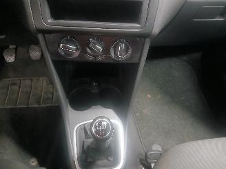 Volkswagen Polo Polo V (6R) Hatchback 1.4 16V (CGGB(Euro 5)) [63kW]  (03-2009/05-2014)= picture 18