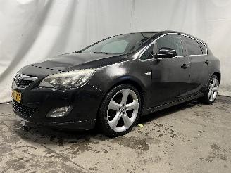 Opel Astra Astra J (PC6/PD6/PE6/PF6) Hatchback 5-drs 1.6 16V (A16XER(Euro 5)) [85=
kW]  (12-2009/10-2015) picture 3