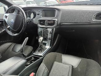 Volvo V-40 V40 (MV) Hatchback 5-drs 1.6 D2 (D4162T) [84kW]  (03-2012/12-2016) picture 12