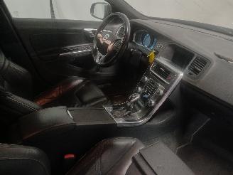 Volvo V-60 V60 I (FW/GW) Combi 2.0 D4 16V (D4204T5(Euro 6)) [133kW]  (10-2013/12-=
2015) picture 9