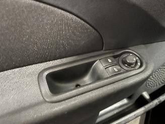 Renault Twingo Twingo II (CN) Hatchback 3-drs 1.2 16V (D4F-764(D4F-E7)) [55kW]  (03-2=
007/09-2014) picture 13