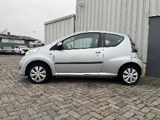 Citroën C1 C1 Hatchback 1.0 12V (384F(CFA)) [50kW]  (06-2005/09-2014) picture 4