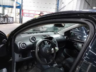 Citroën C1 C1 Hatchback 1.0 12V (1KR-FE(CFB)) [50kW]  (06-2005/09-2014) picture 5