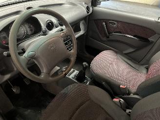 Hyundai Atos Atos Hatchback 1.1 12V (G4HG) [46kW]  (01-1997/12-2008) picture 12