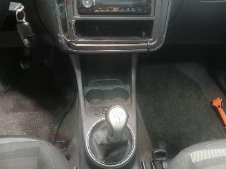 Skoda Roomster Roomster (5J) MPV 1.2 12V HTP (BZG) [51kW]  (01-2007/05-2015) picture 16