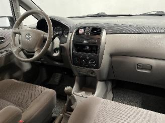 Mazda Premacy Premacy MPV 1.8 16V (FPE1) [74kW]  (07-1999/03-2005) picture 10