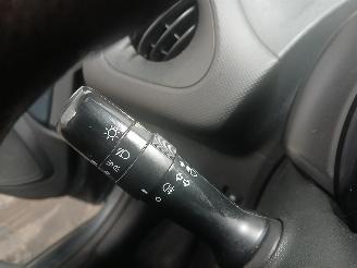 Toyota Aygo Aygo (B40) Hatchback 1.0 12V VVT-i (1KR-FE) [51kW]  (05-2014/06-2018) picture 14