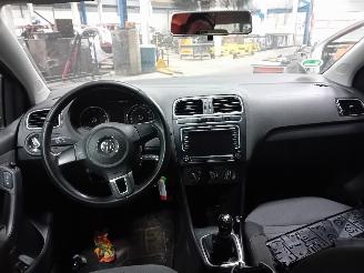 Volkswagen Polo Polo V (6R) Hatchback 1.2 TSI (CBZC(Euro 5)) [66kW]  (05-2011/05-2014)= picture 5